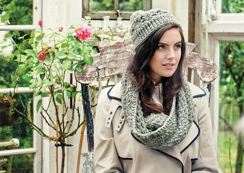 Crochet Cowl and Hat in Deramores Vintage Chunky (2007) Digital Version