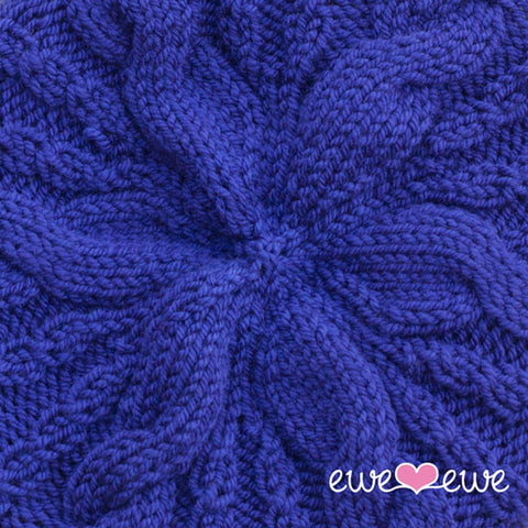 Casual Cable Slouch Hat in Ewe Wooly Worsted (222)