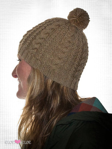 Downhill Diva Cable Cap in Ewe So Sporty Merino (402)
