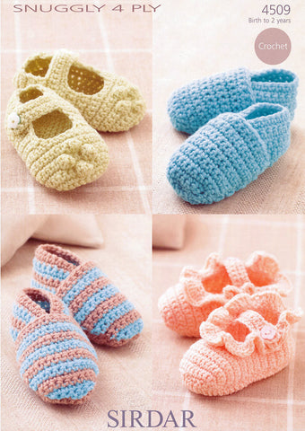 Shoes in Sirdar Snuggly 4 ply (4509)