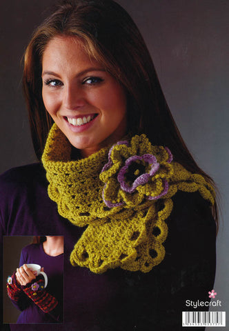 Scarf and Mittens in Stylecraft Alpaca DK (9098)