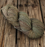 Vivacious DK Lundy Island 815