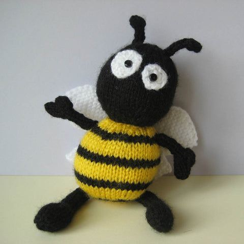 Bumble the Bee in DK by Amanda Berry - Digital Version