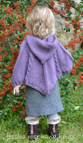 Cable Poncho by Linda Whaley - Digital Version