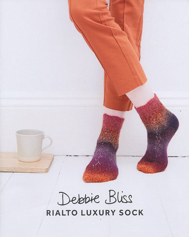 Zig Zag Lace Socks in Debbie Bliss Rialto Luxury Sock (DB082)