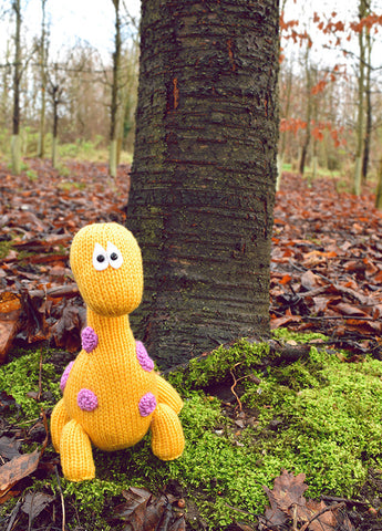 Bruno the Brontosaurus in Deramores Studio DK - Digital Version