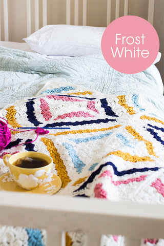 Deramores Cedar River Blanket Colour Pack – Large Throw (Frost)