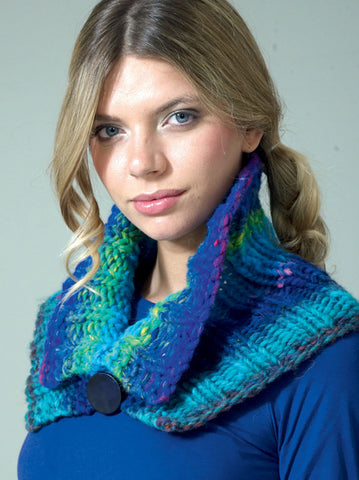 Turn Back Collar in Noro Kureyon Air