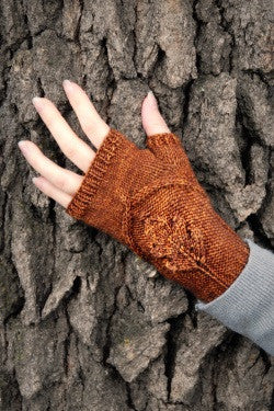 Oak Grove Mitts by Never Not Knitting
