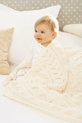 Shawls in Stylecraft Wondersoft DK (9155)